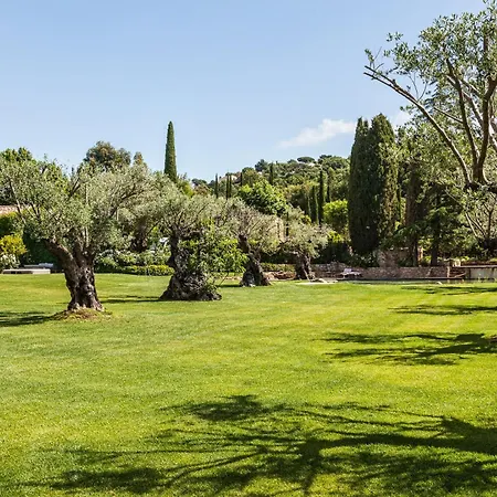 Guest house Domaine Les Mesanges 4*