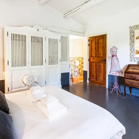 Domaine Les Mesanges 4*