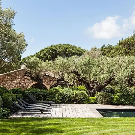 בית הארחה Domaine Les Mesanges גאסה