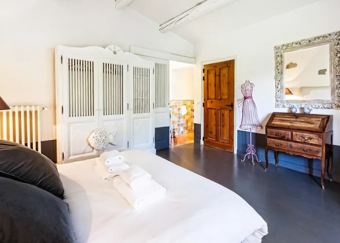 Domaine Les Mesanges 4*