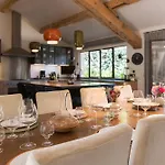 Domaine Les Mesanges ゲストハウス ガッサン