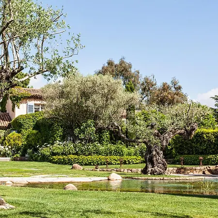 Pensjonat Domaine Les Mesanges 3*