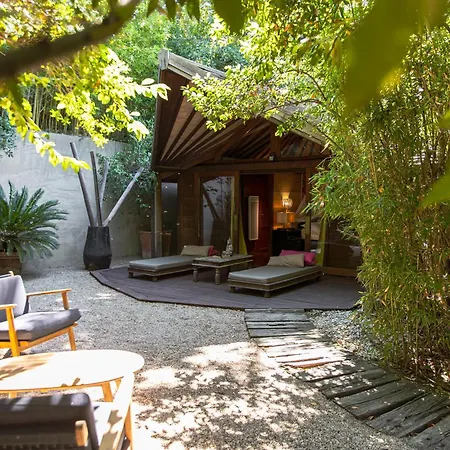 Domaine Les Mésanges 4*