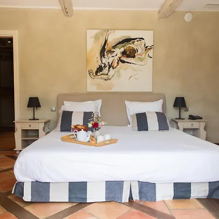 Pensjonat Domaine Les Mesanges 3*