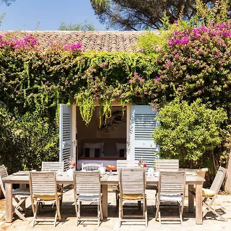 Pensjonat Domaine Les Mesanges 3*