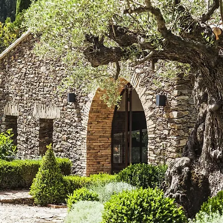 Domaine Les Mesanges Guest house 4*