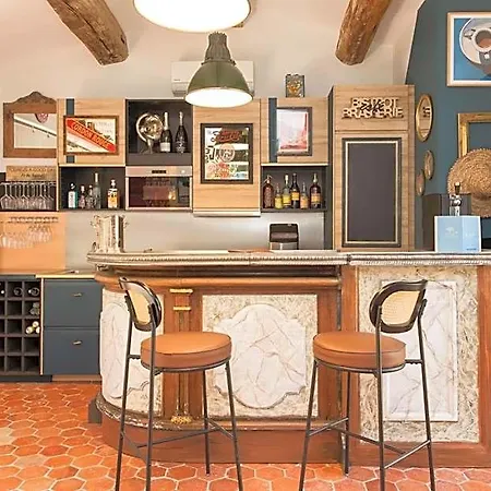 Domaine Les Mésanges Affittacamere 4*